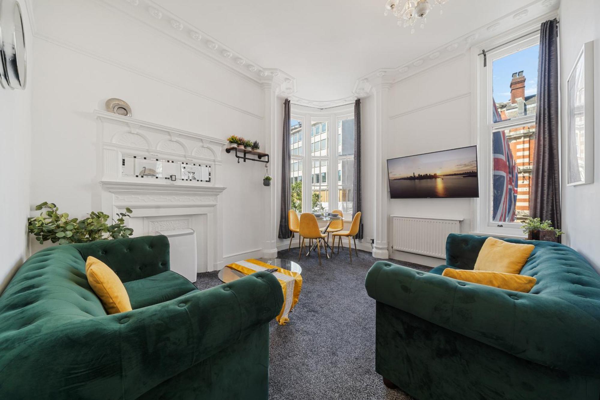 Elegant 3 Bedroom On Oxford Street Luxury Living In 2gc Londen