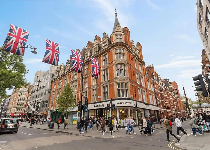 Elegant 3 Bedroom Apartment On Oxford Street Luxury Living In Central London 2Gc