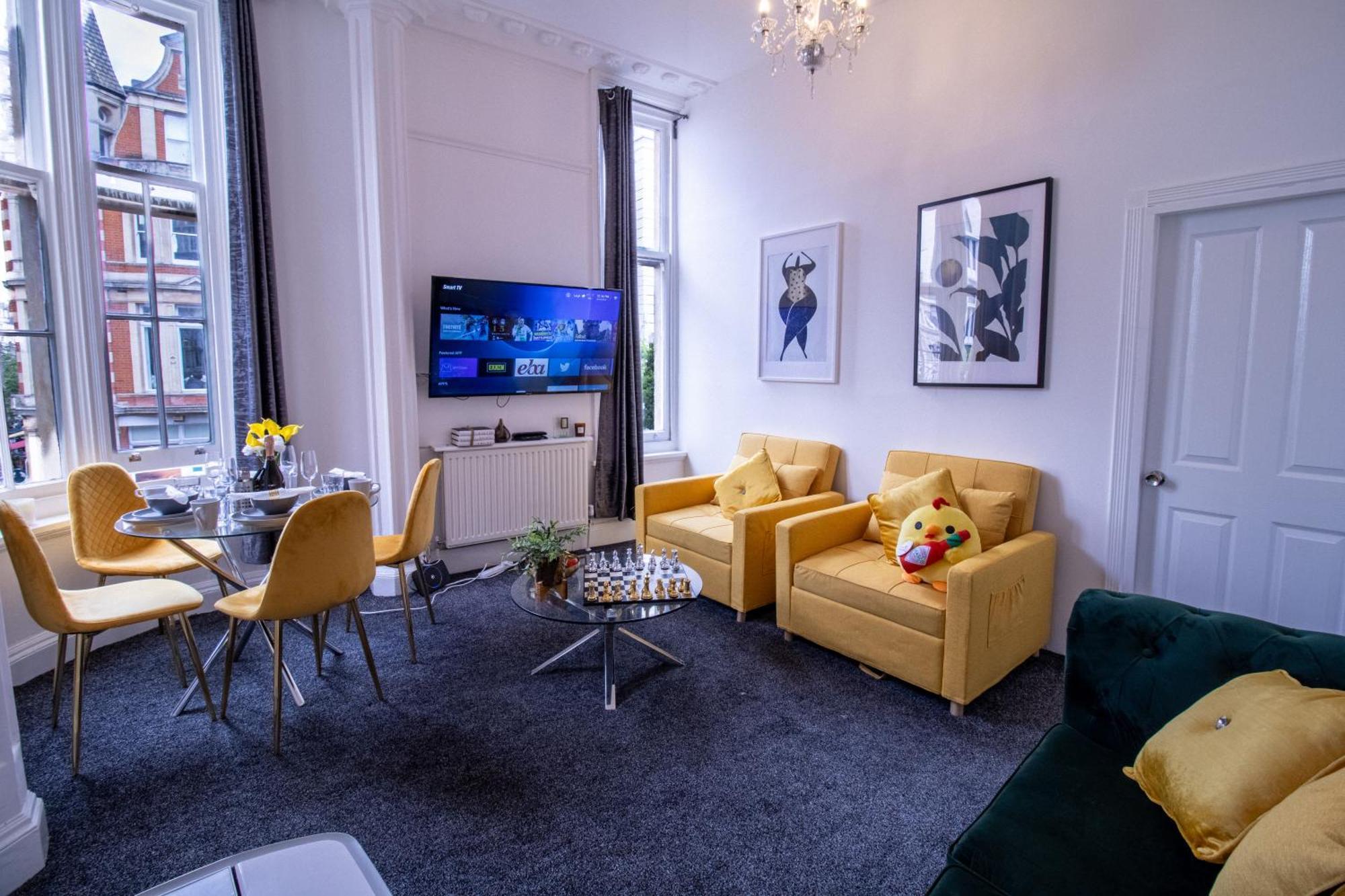 Апартаменты Elegant 3 Bedroom On Oxford Street Luxury Living In 2gc *