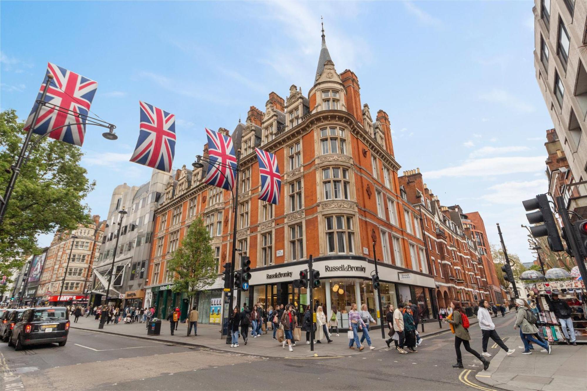 Elegant 3 Bedroom On Oxford Street Luxury Living In 2gc Апартаменты