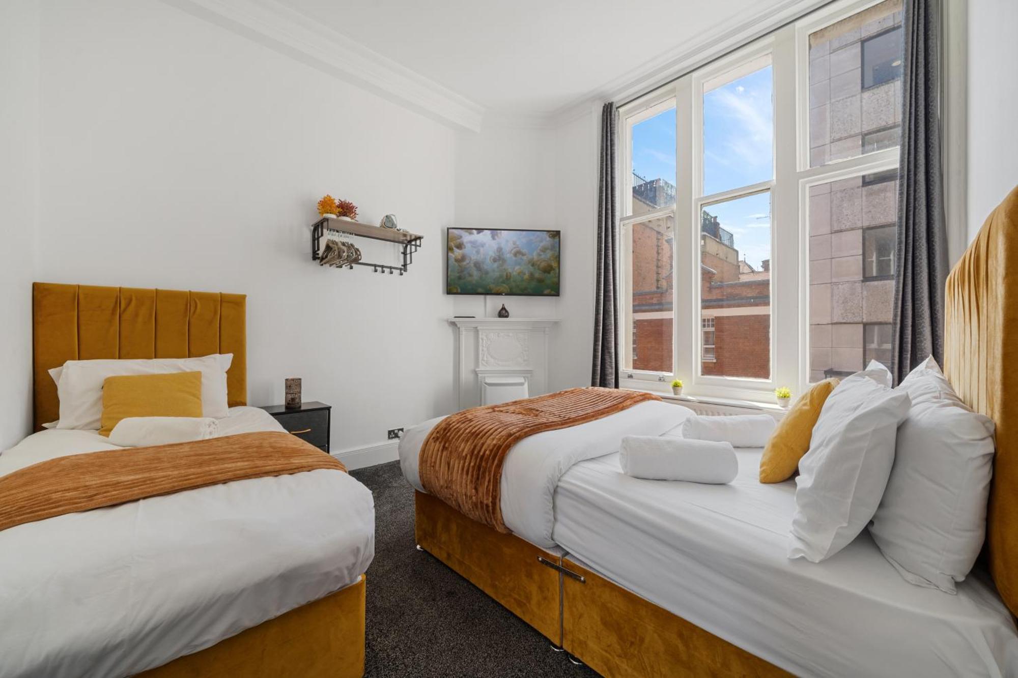 Апартаменты Elegant 3 Bedroom On Oxford Street Luxury Living In 2gc